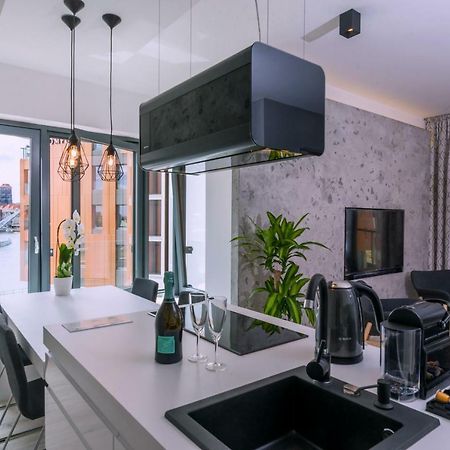 Stara Stocznia Apartment Gdansk Bagian luar foto